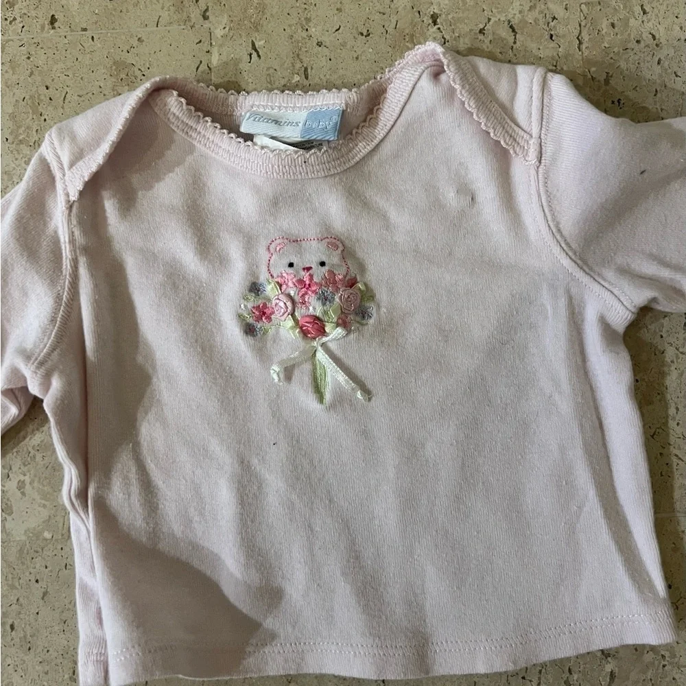 Baby Girl Newborn-3 Month One Pieces, Shorts, Shirt 6 Pieces - Picture 3 of 4